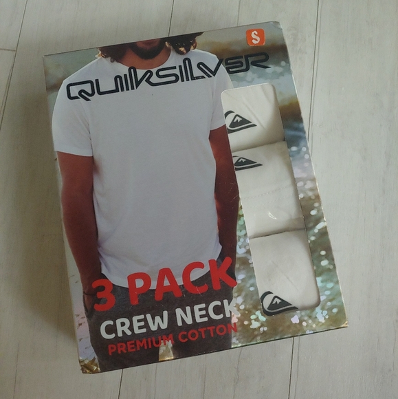 QUIKSILVER NEW 3-pack Premium Cotton Crewneck T-shirts - Picture 3 of 13